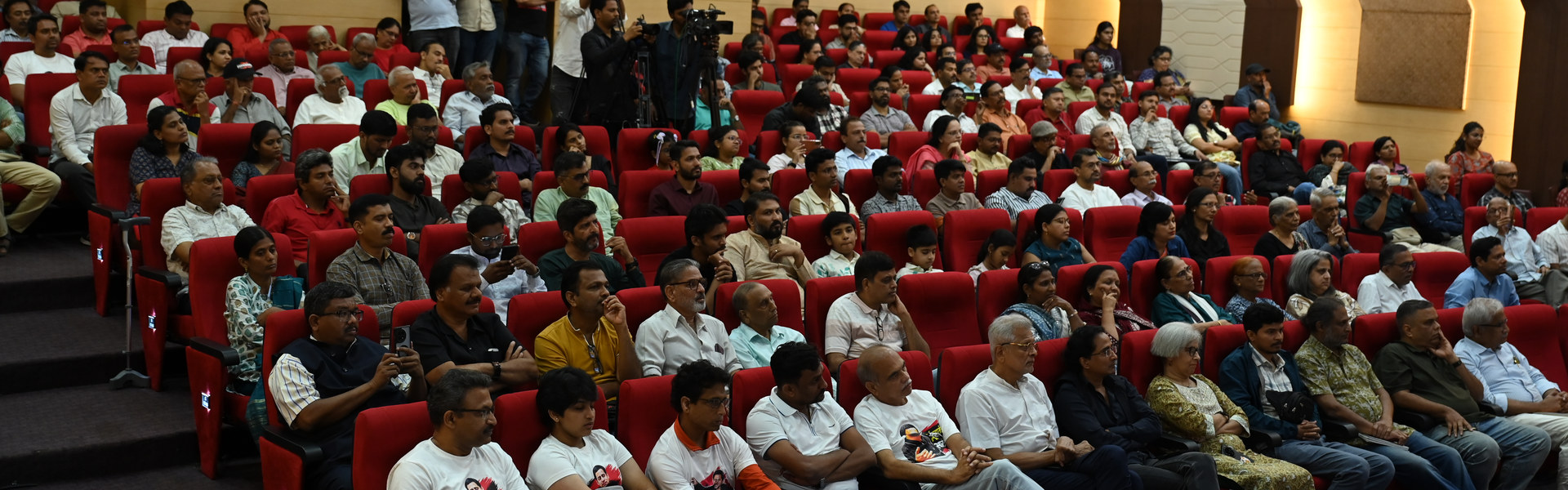 07-audience-wide-web-1920x600